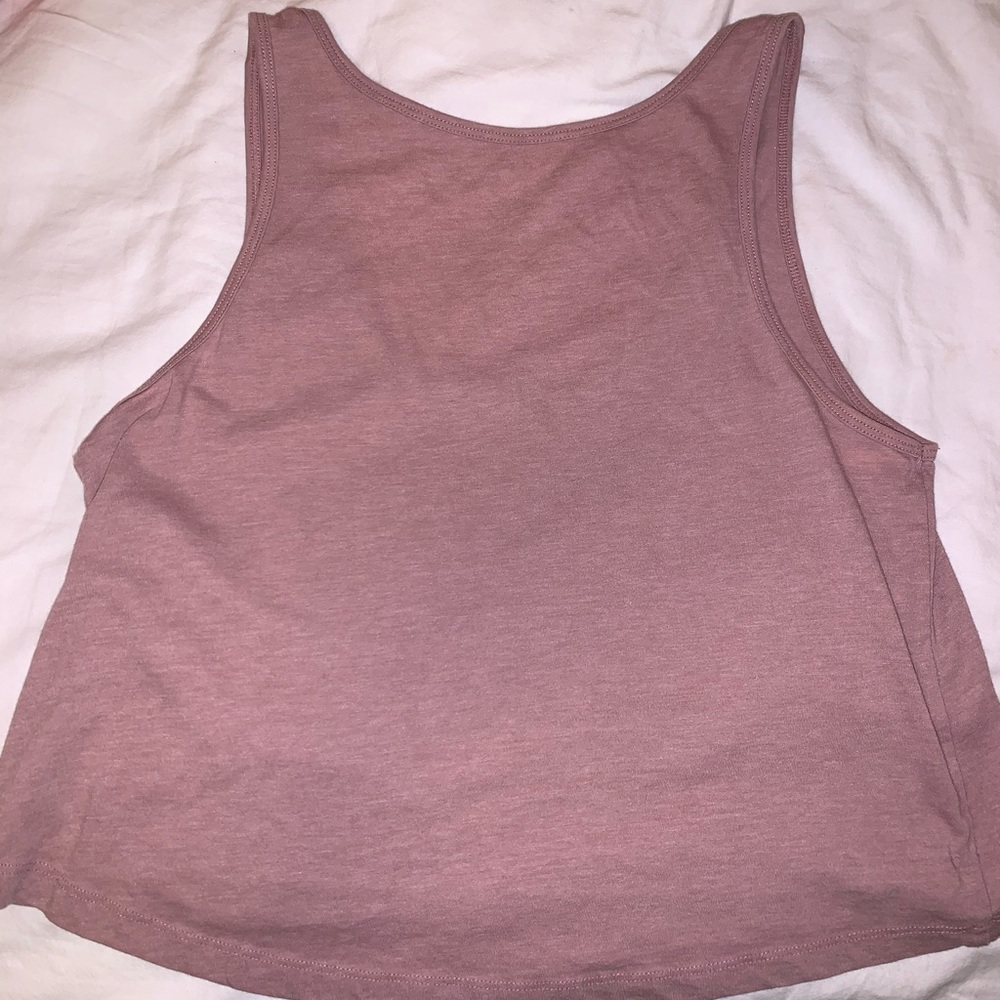 Pink crop top - Picture 2 of 3